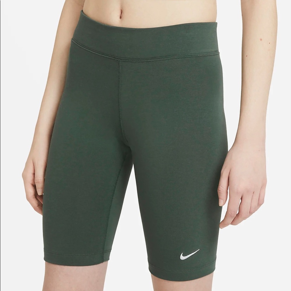 Nike high waisted bike shorts